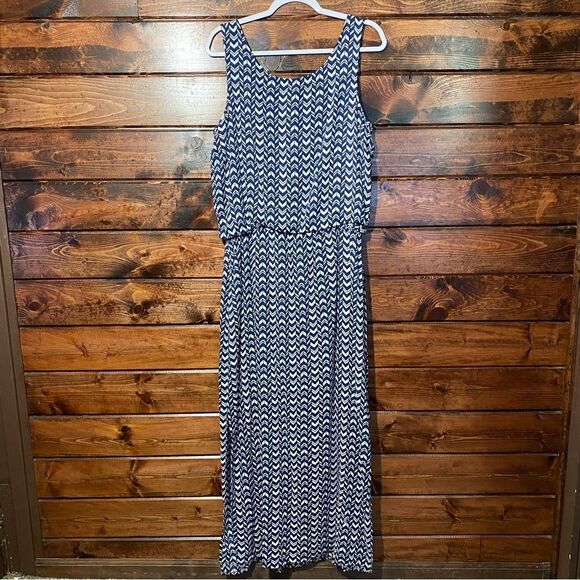 BeachLunchLounge Blue & White Chevron Sleeveless Maxi Length Summer Dress Size M - Picture 10 of 13